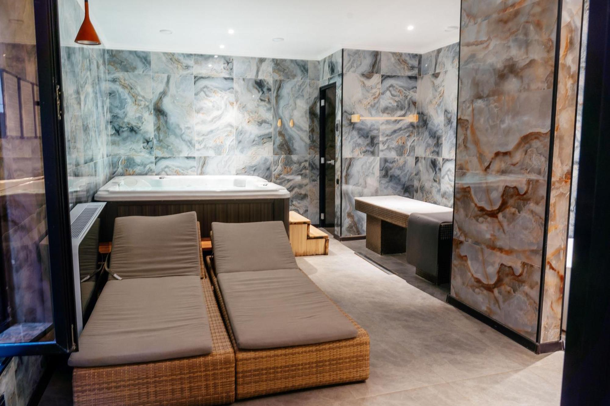 Sulo Vip Spa Atyrau Exterior photo